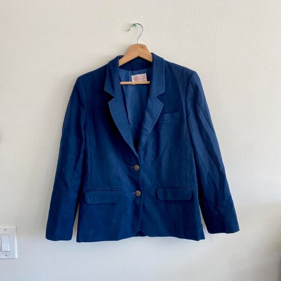 ✨PREPPY TAILORED PENDLETON BLAZER✨with Two-Button Closure - Picture 5 of 7